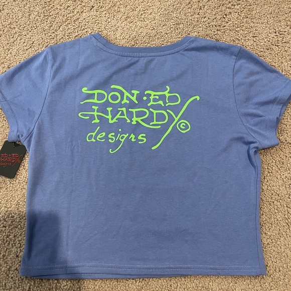 ED HARDY Pale Blue Graphic Print Crop Top Tee - Picture 2 of 9